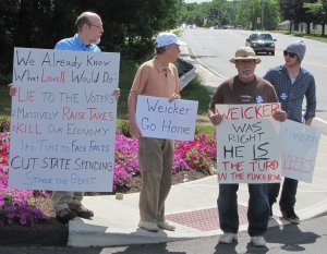 Weicker protests
