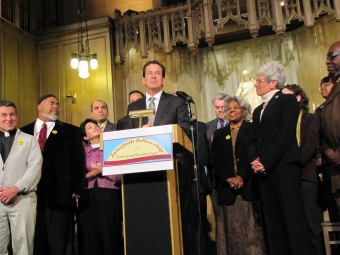 Malloy addresses SustiNet supporters 12-12-10