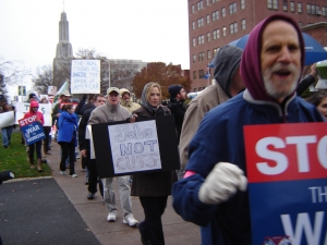 aetnaprotest2