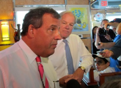 N.J. Gov. Chris Christie and Tom Foley.