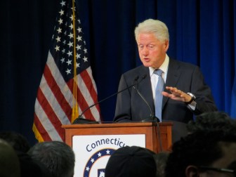 Former President Bill Clinton making a pitch in Hartford for Gov. Dannel P. Malloy.