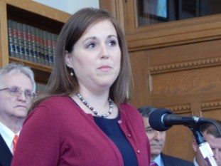 This is a photo of Sen. Mae Flexer