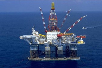 Ocean Confidence is a semi-submersible deep-water drilling rig used in the Gulf of Mexico. 