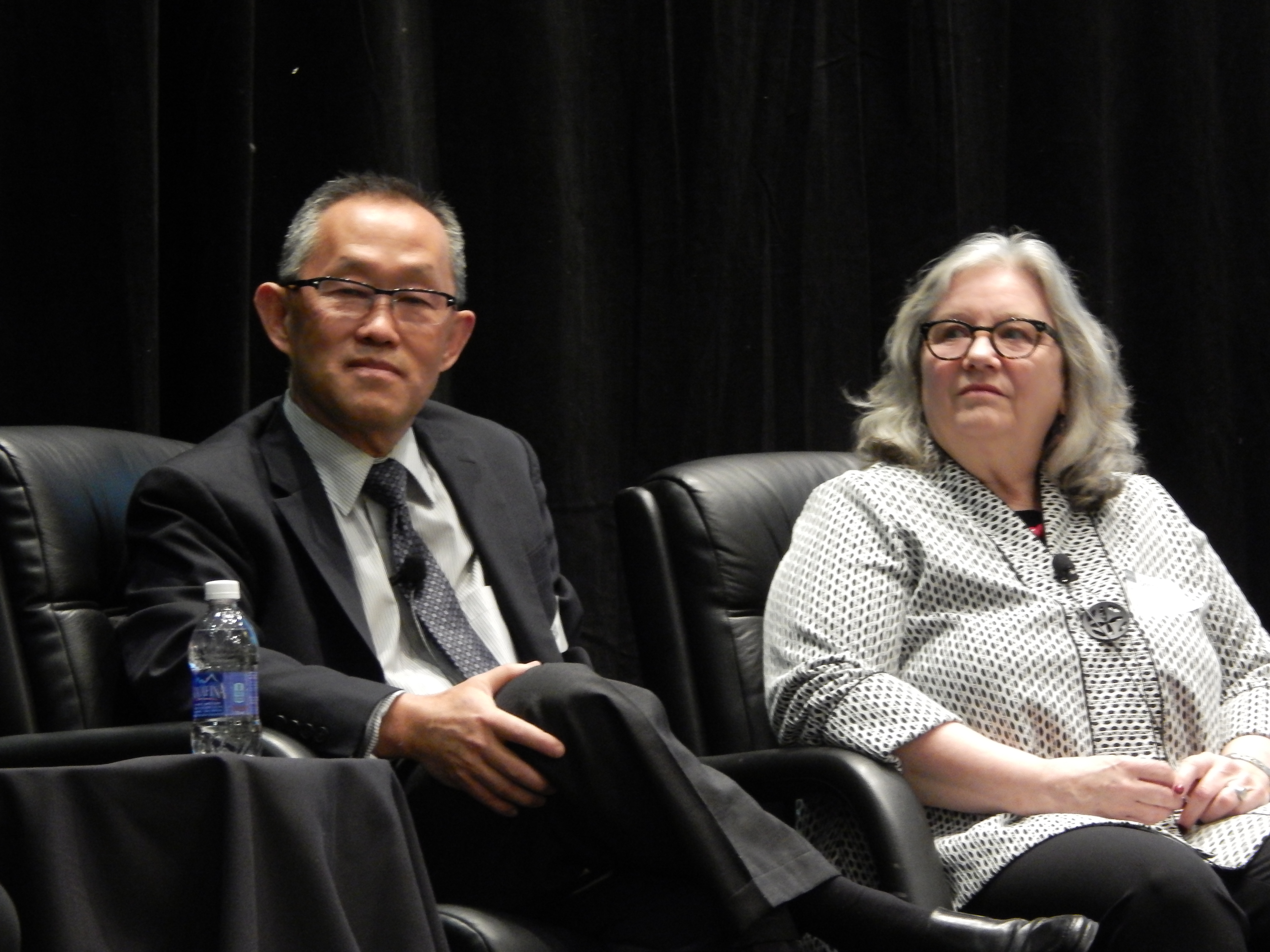 This is a picture of Dr. Hyong Un and Donna DeWan