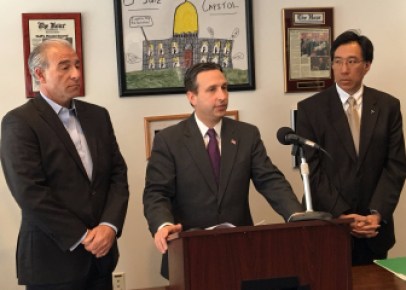 Senate Majority Leader Bob Duff, D-Norwalk, introduced legislation to allow electric car companies like Tesla to sell vehicles directly to consumers in Connecticut.