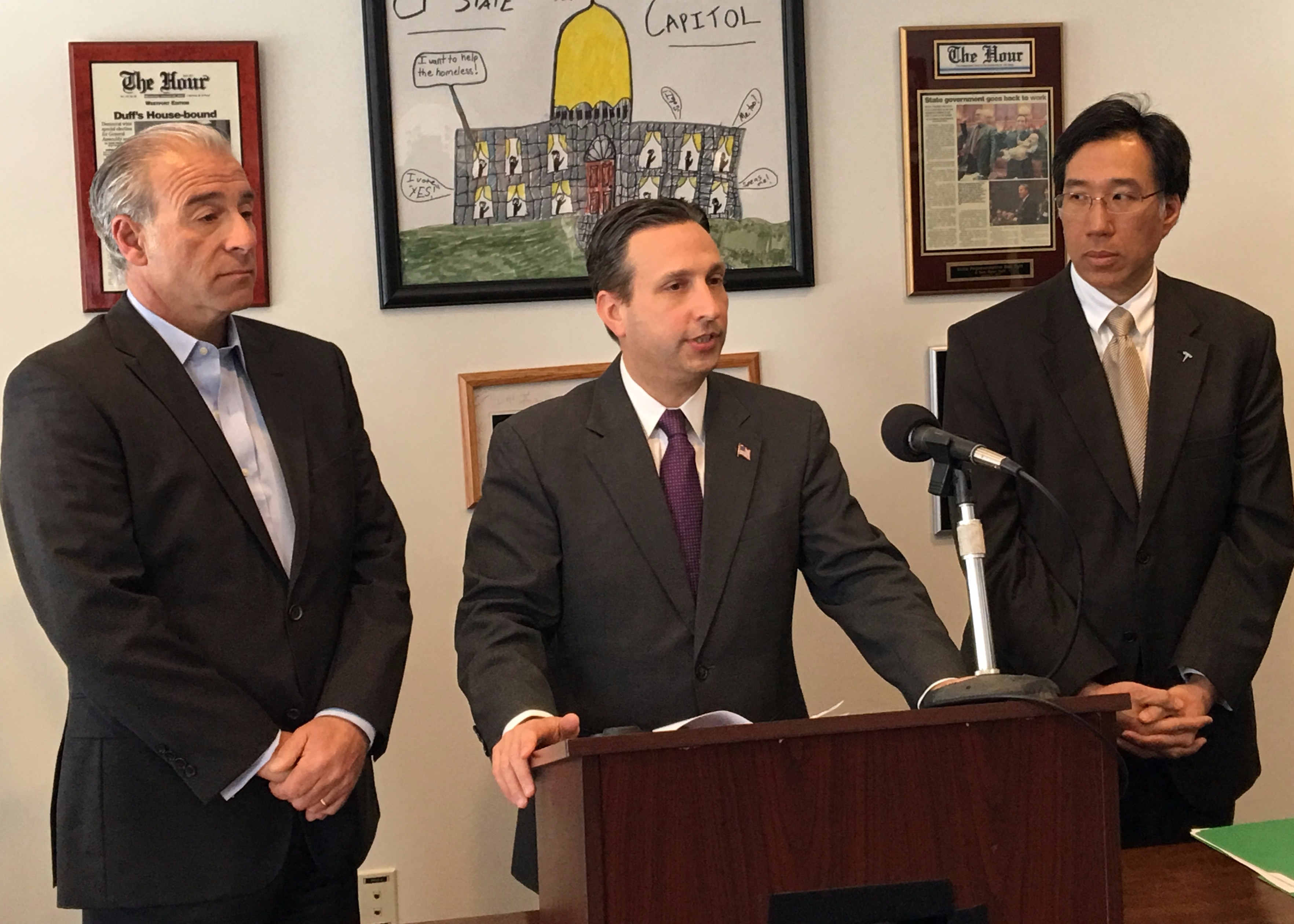 Senate Majority Leader Bob Duff, D-Norwalk, introduced legislation to allow electric car companies like Tesla to sell vehicles directly to consumers in Connecticut.