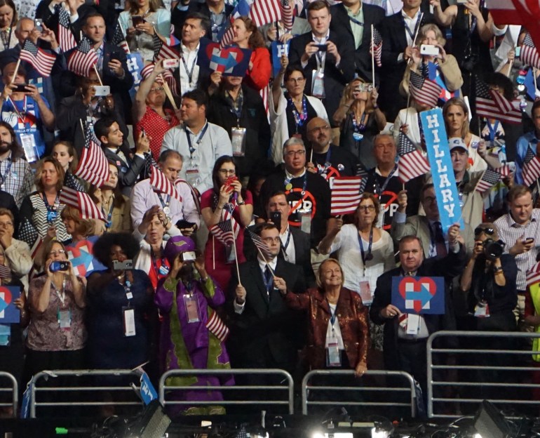 Barbara Kennelly, who nominated Geraldine Ferraro in 1984, at lower right, next to Marty Dunleavy.
