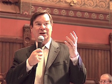 Robert Ward speaking on the House floor.