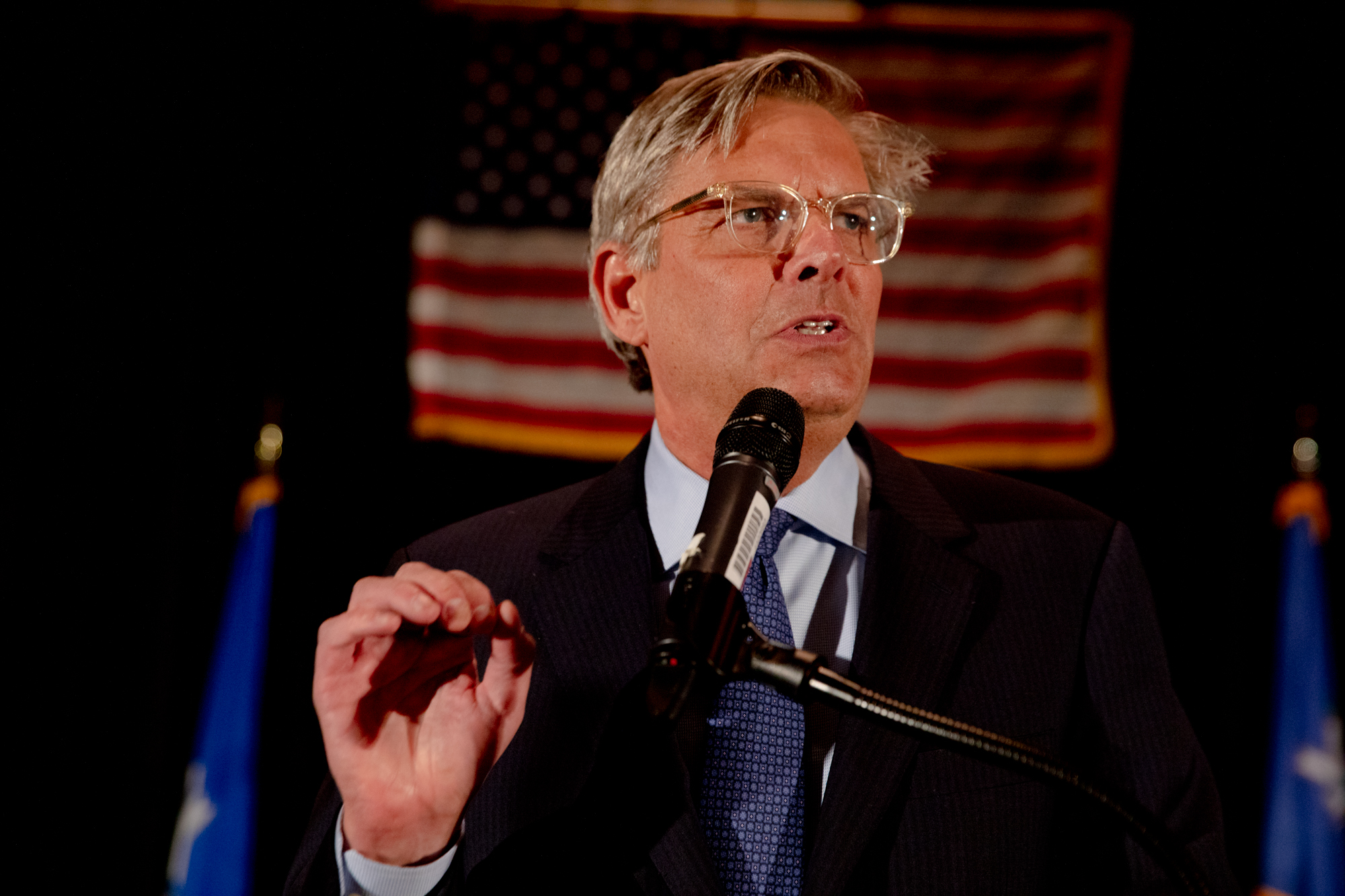 El candidato Republicano a Gobernador Bob Stefanowski se dirige a los delegados en la Convención Republicana en Foxwoods, el 6 de mayo de 2022.
