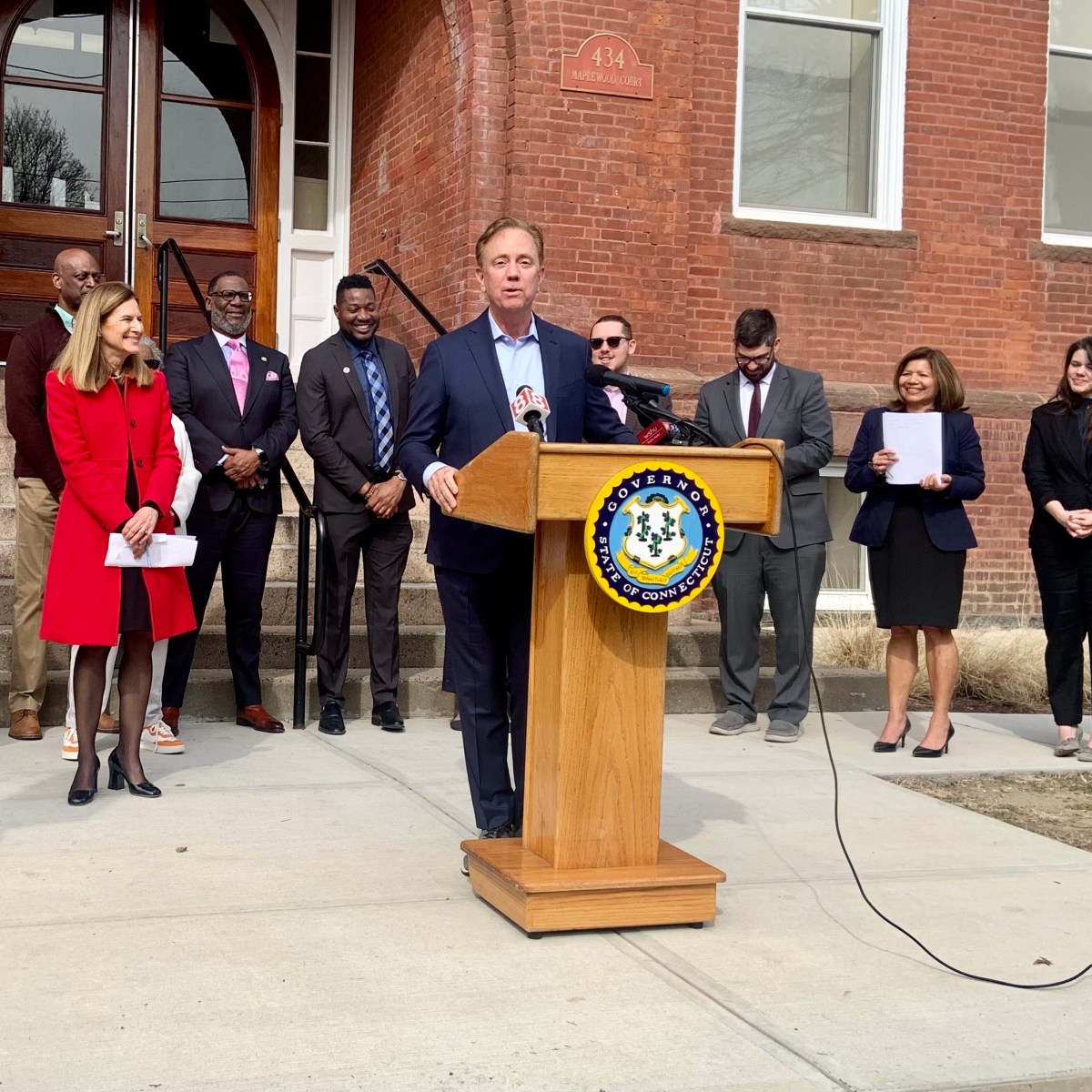 Governor’s budget proposes $600M investment in housing