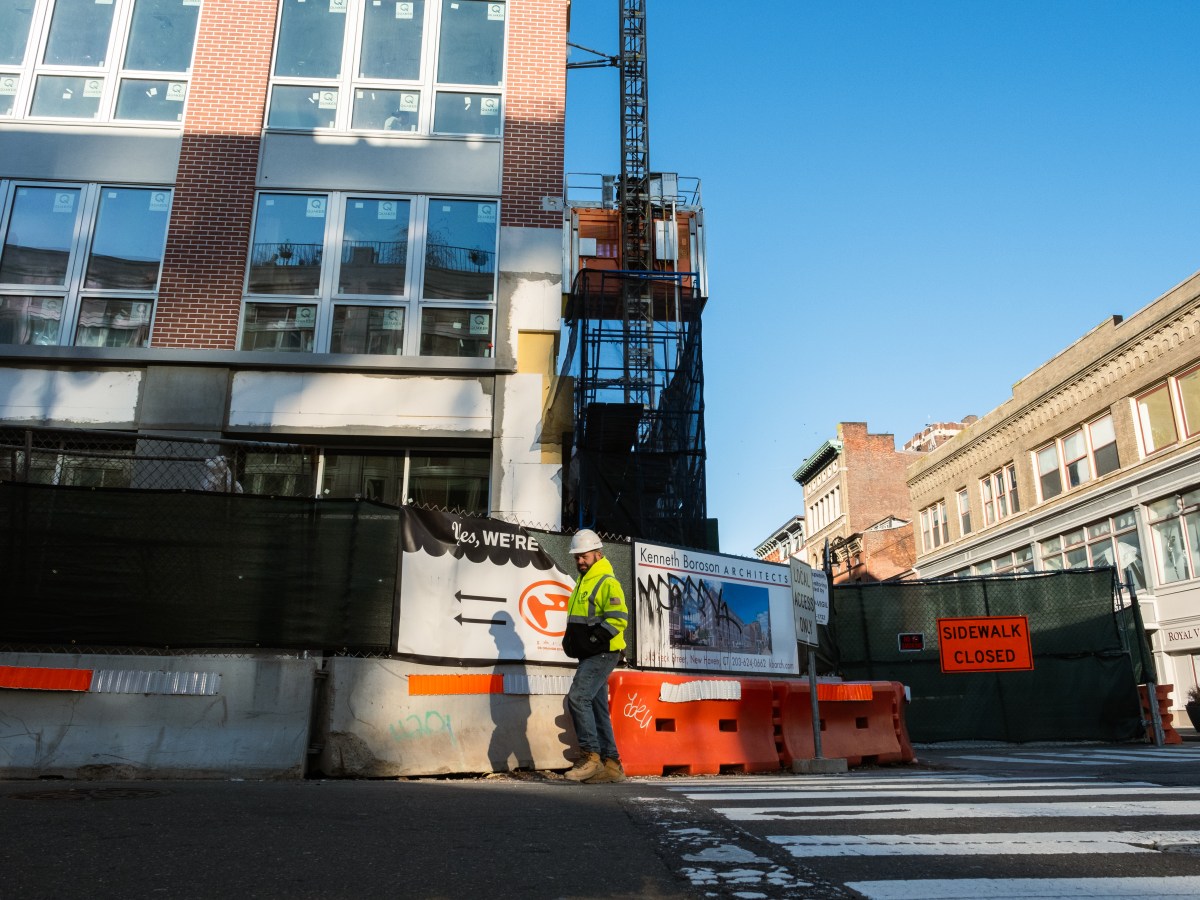 CT lawmakers to repeal 2024 single-stair building code change