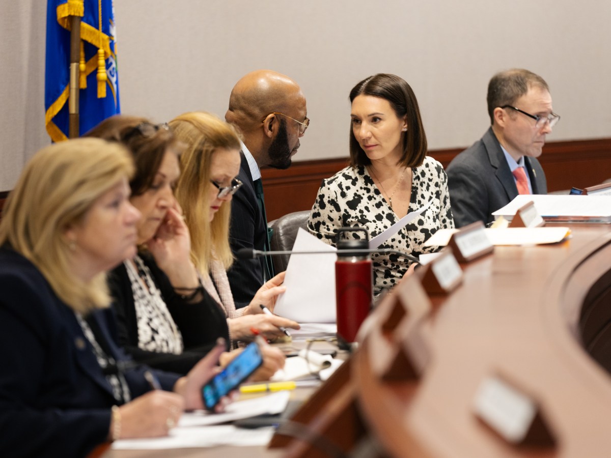 CT Education Committee to take up school funding, cellphone bans