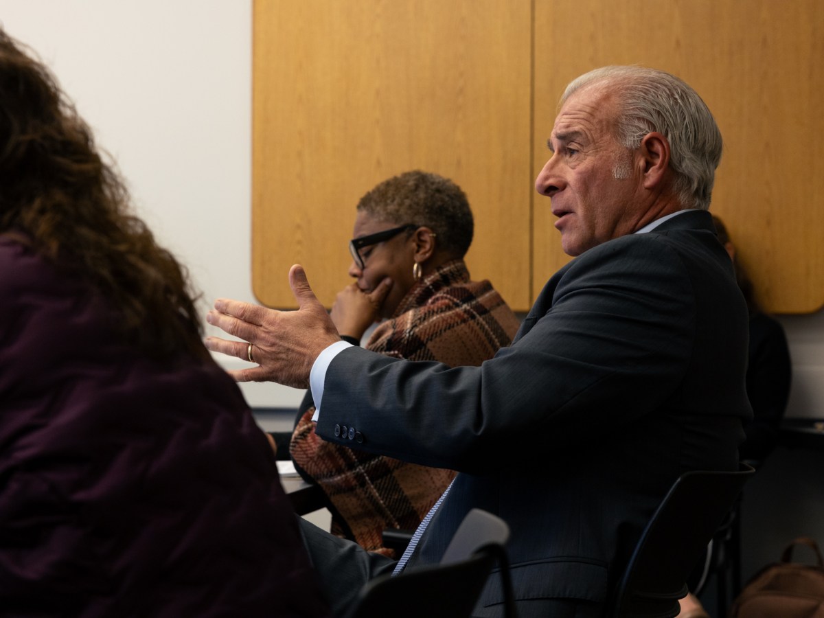 DMV commissioner proposes simplifying sale process of towed cars