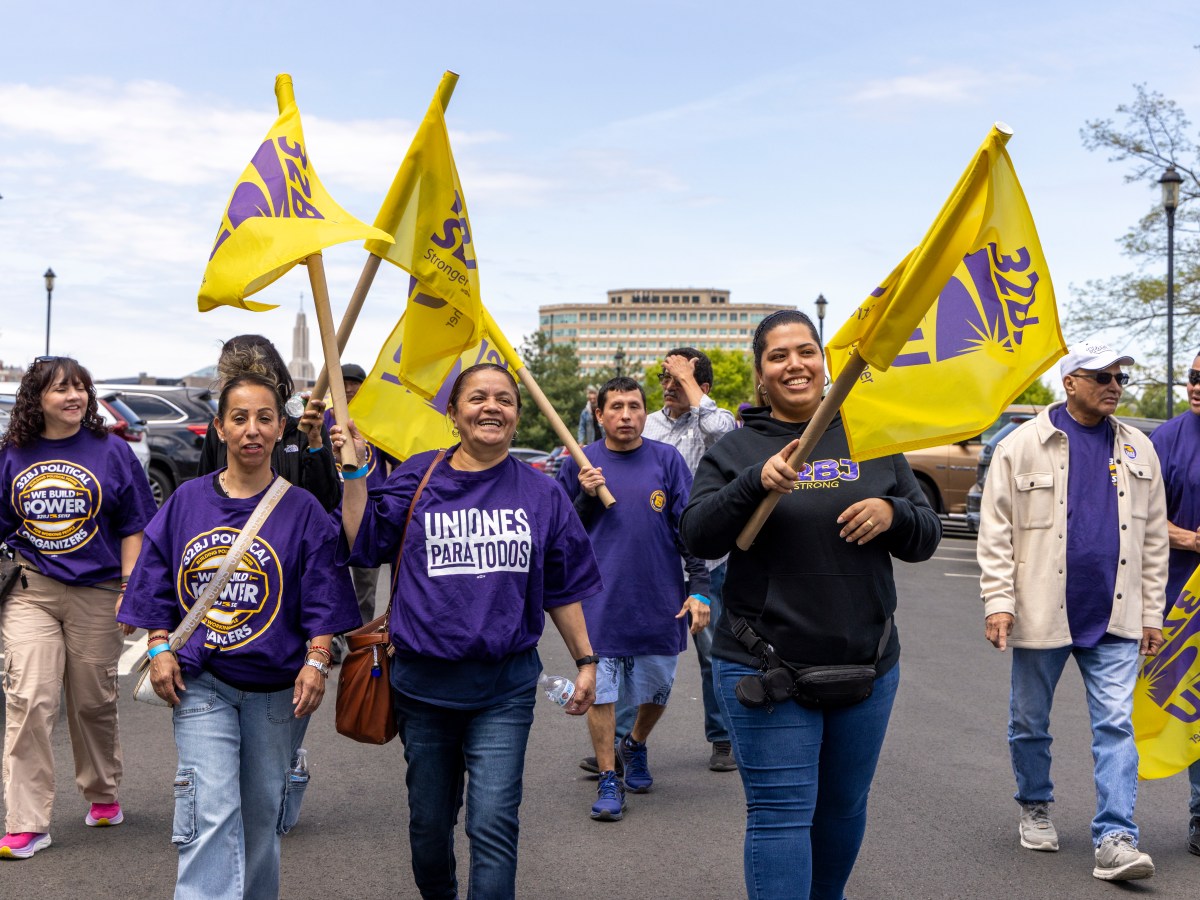 A workers retention law for ALL CT workers