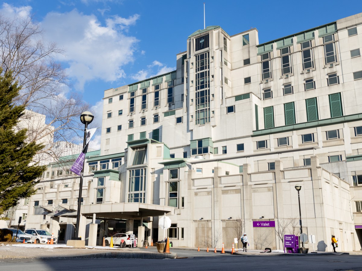 Leadership shake-up at Saint Francis Hospital in Hartford