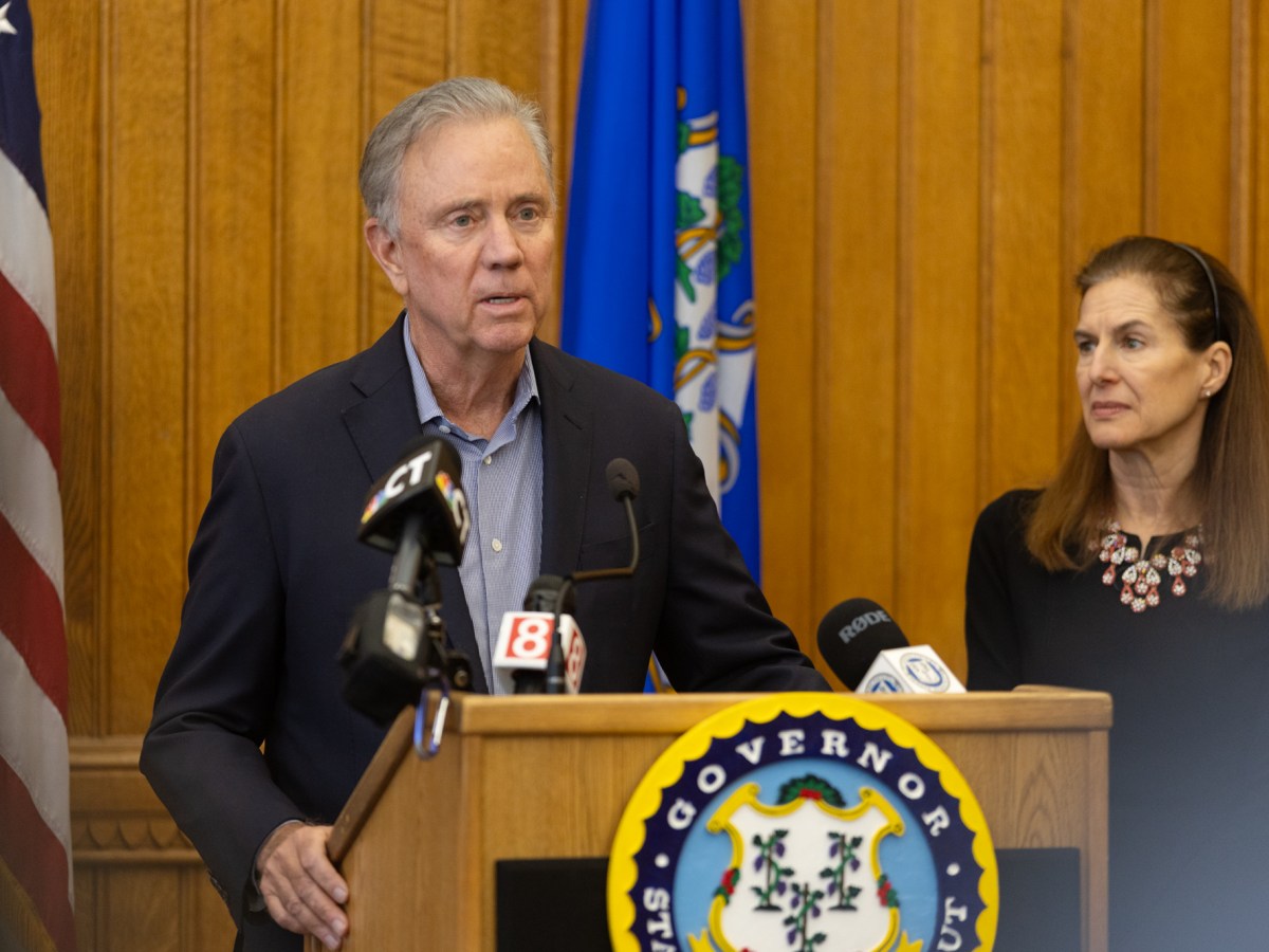 Lamont noncommittal on federal scholarship tax credit after NY moves to join