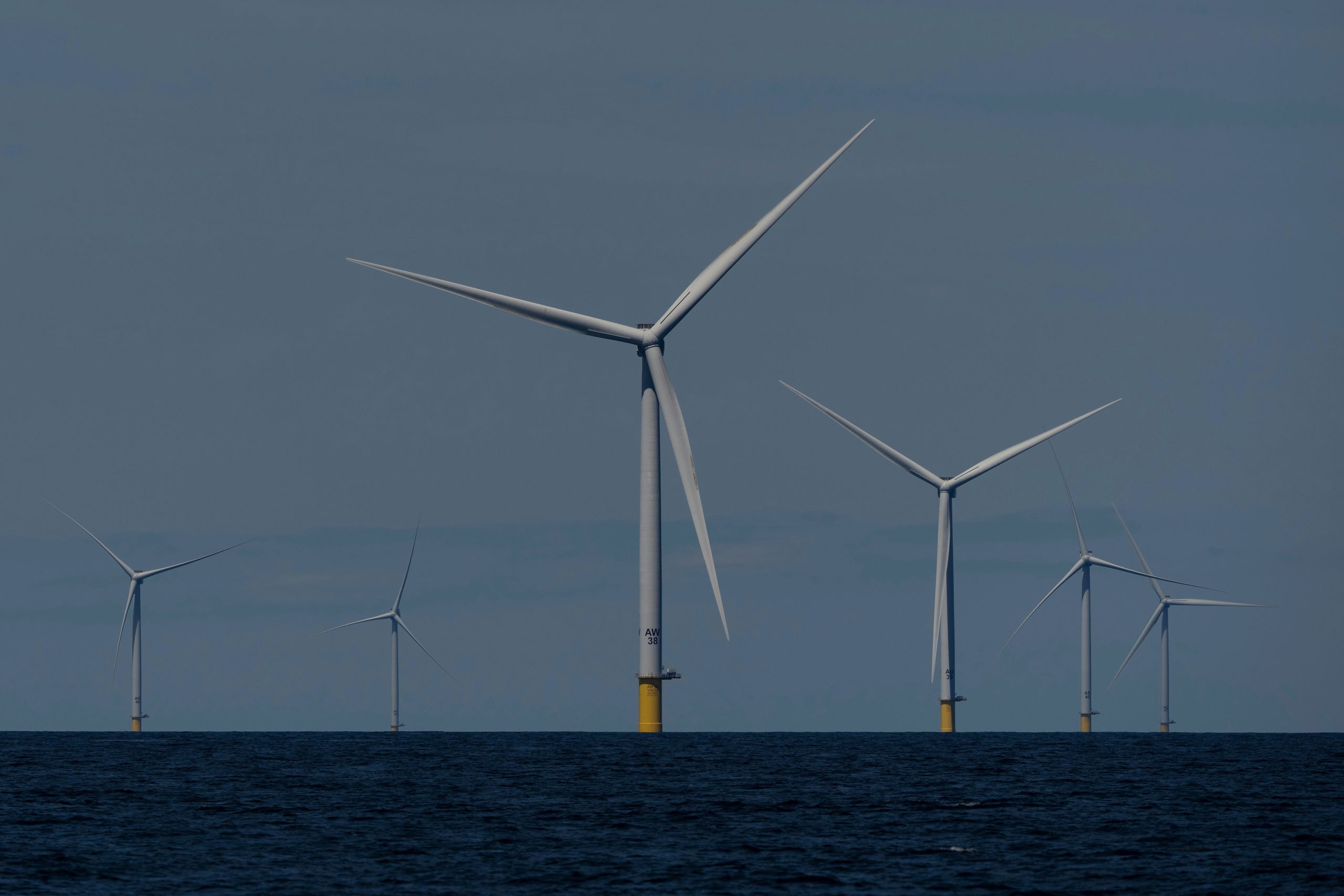 Major NY wind project may die if Trump pause lasts past Friday, developer says