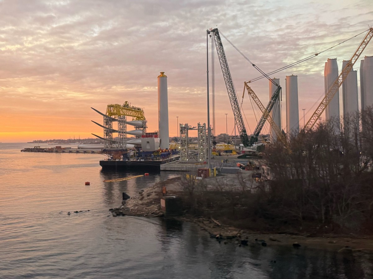 NY wind project back on after judge rules against Trump administration