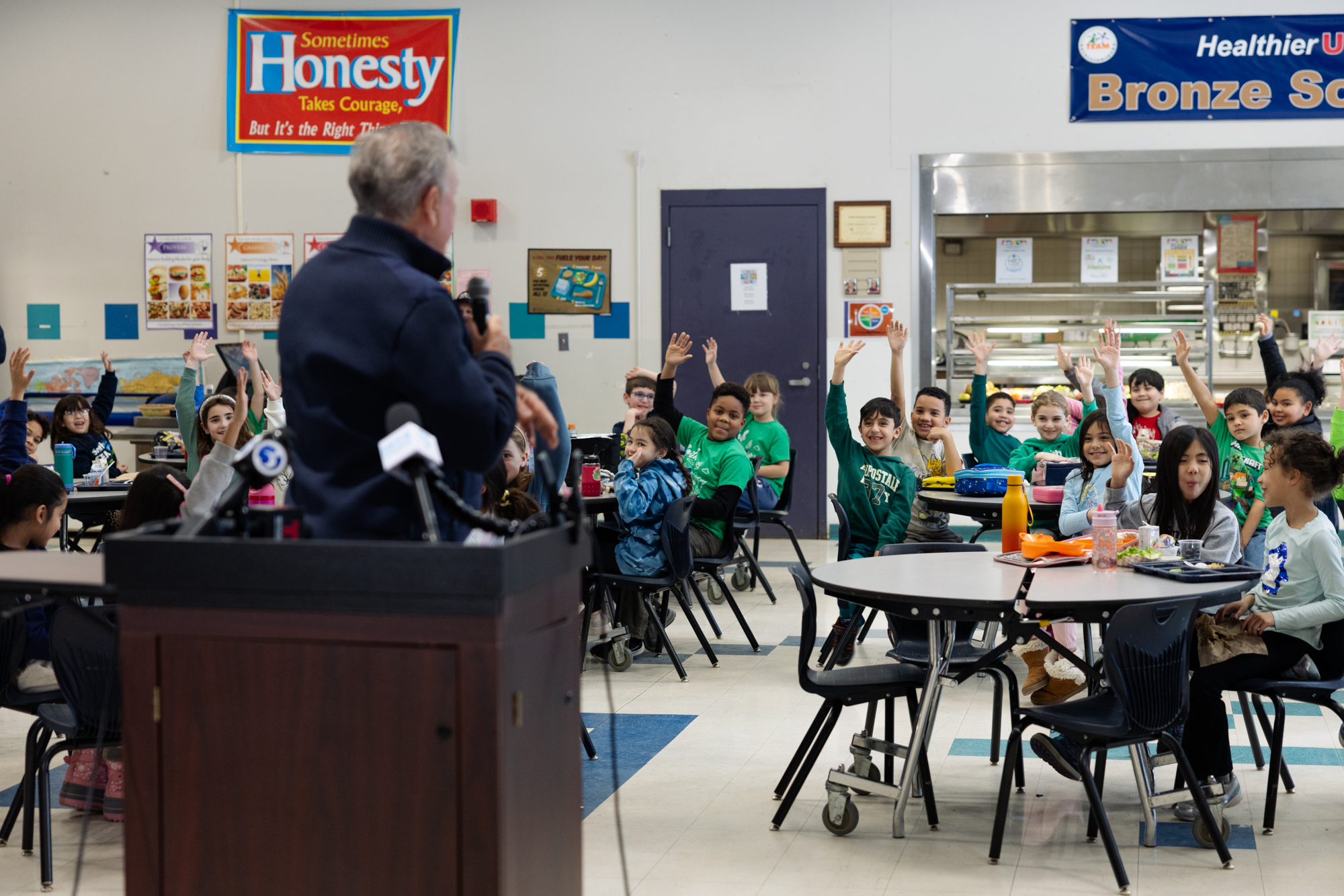 Lamont administration signals universal free school lunch is still on the menu