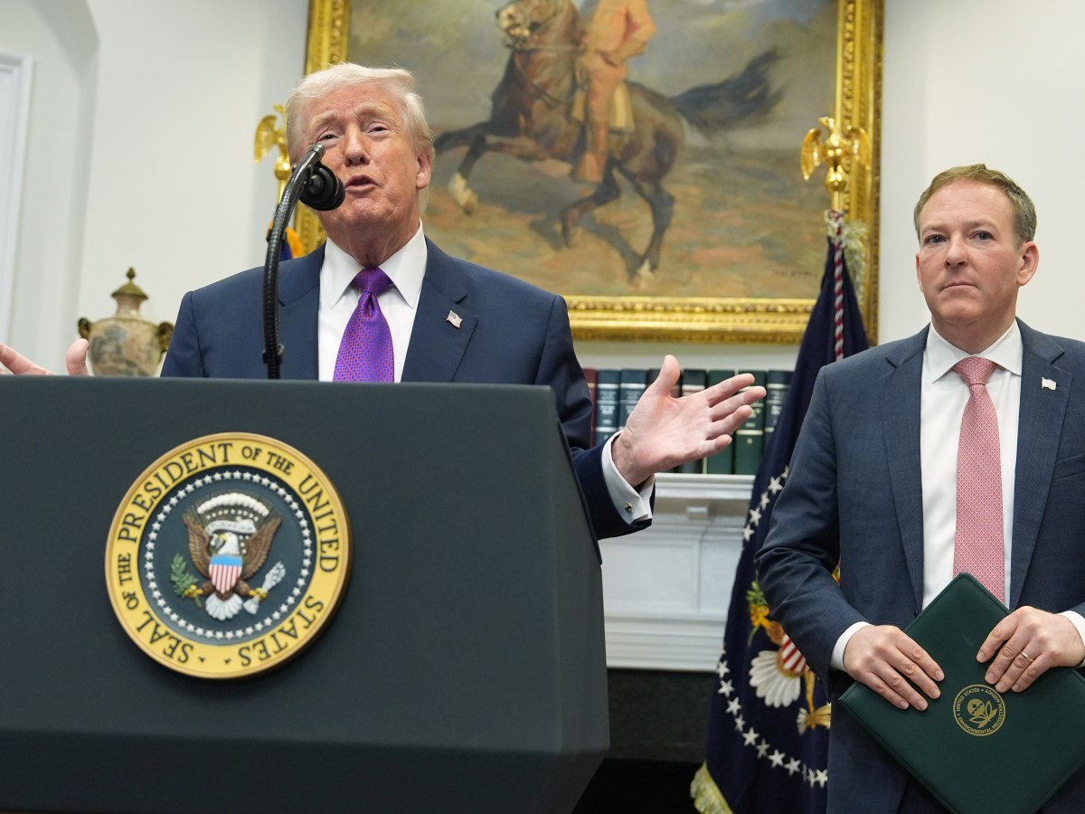 Trump EPA to eliminate rule limiting greenhouse gas emissions from power plants