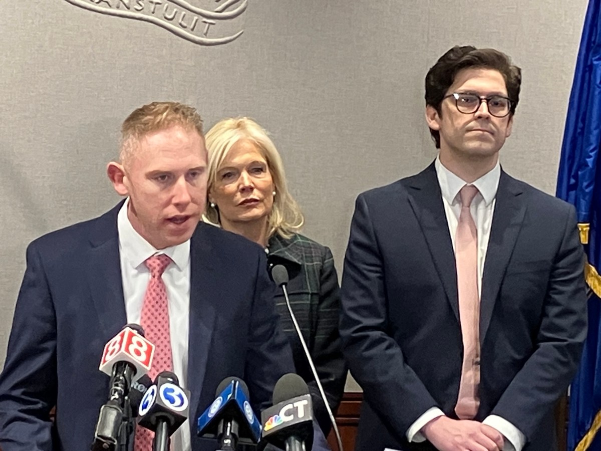 Senate GOP pitches deep cuts to CT tax and electric bills