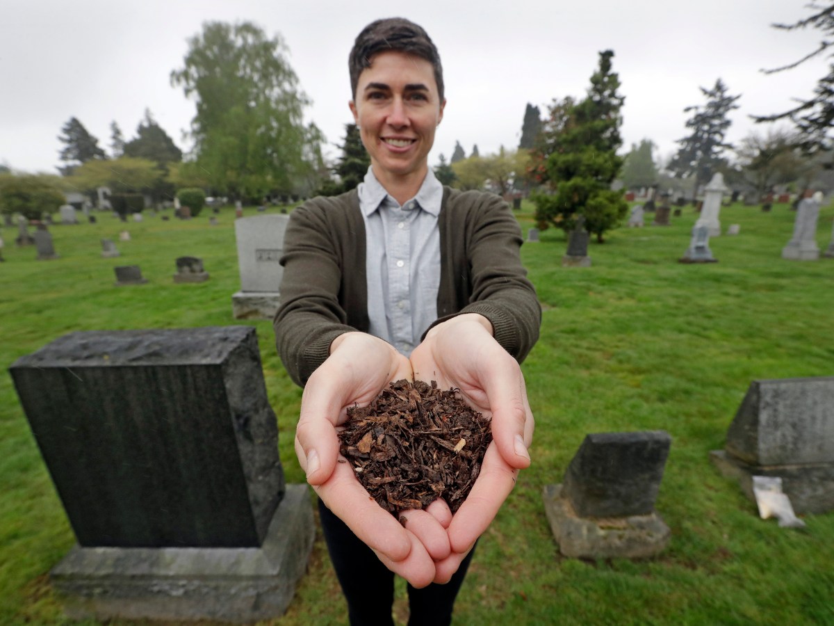 Alternatives to burials becoming more common in CT