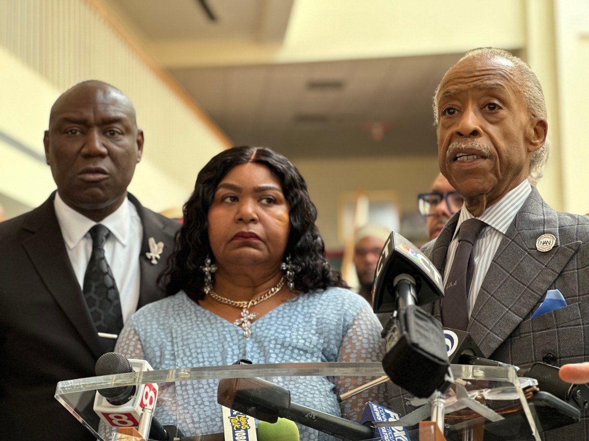 Rev. Al Sharpton calls for accountability at Hartford man’s funeral