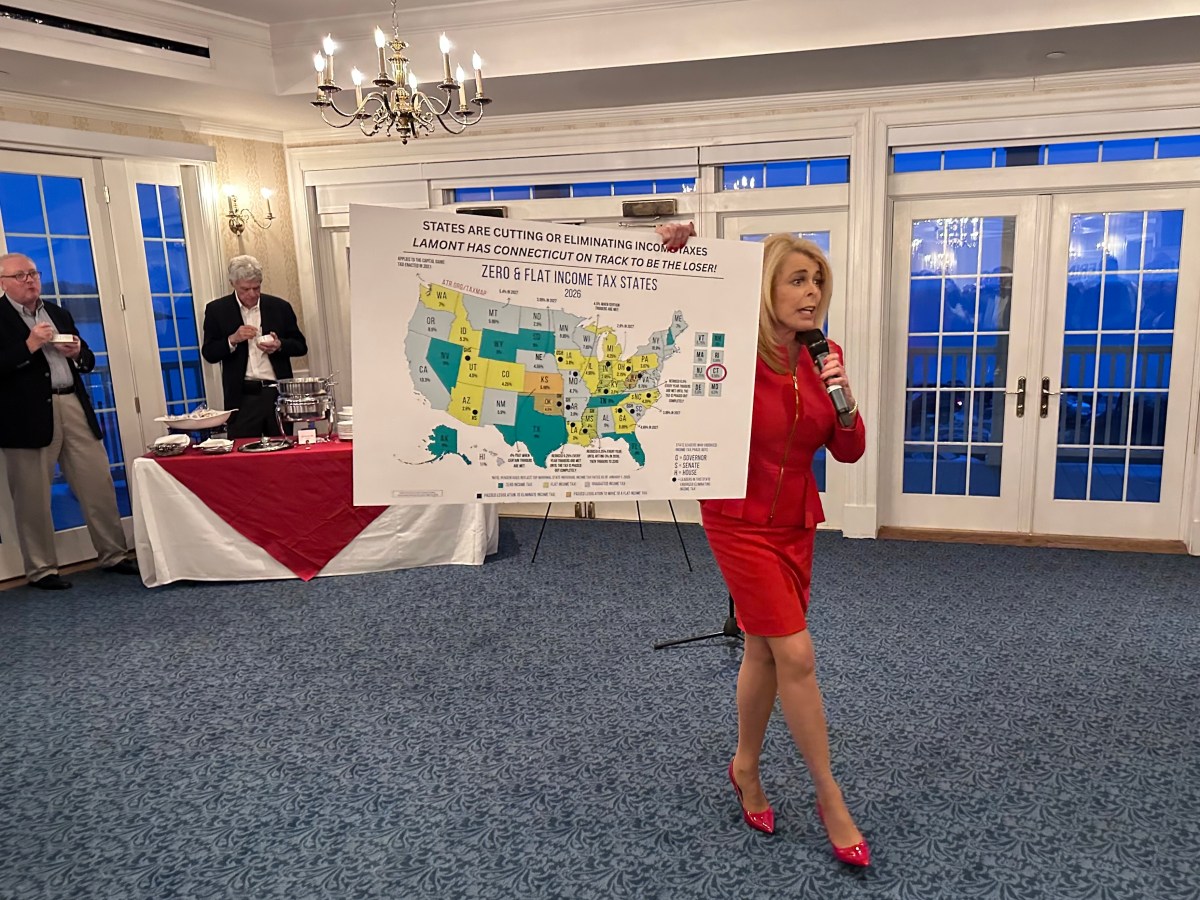 CT GOP gubernatorial rivals ignore Trump at meet-and-mingle