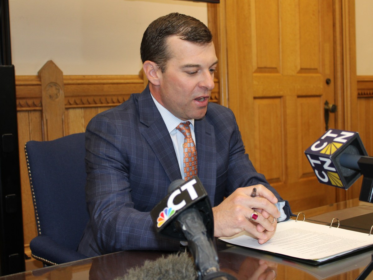 CT House passes ban on ‘convertible pistols’