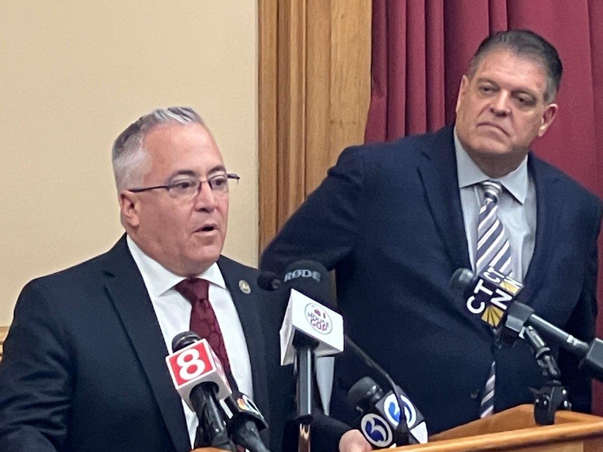 House GOP budget offers big relief but works around spending cap