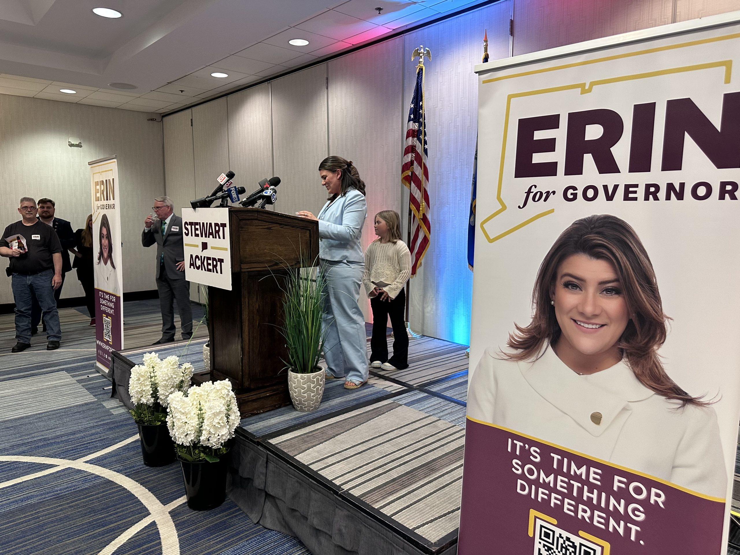 Erin Stewart, accused of fraud as mayor, suspends campaign for governor