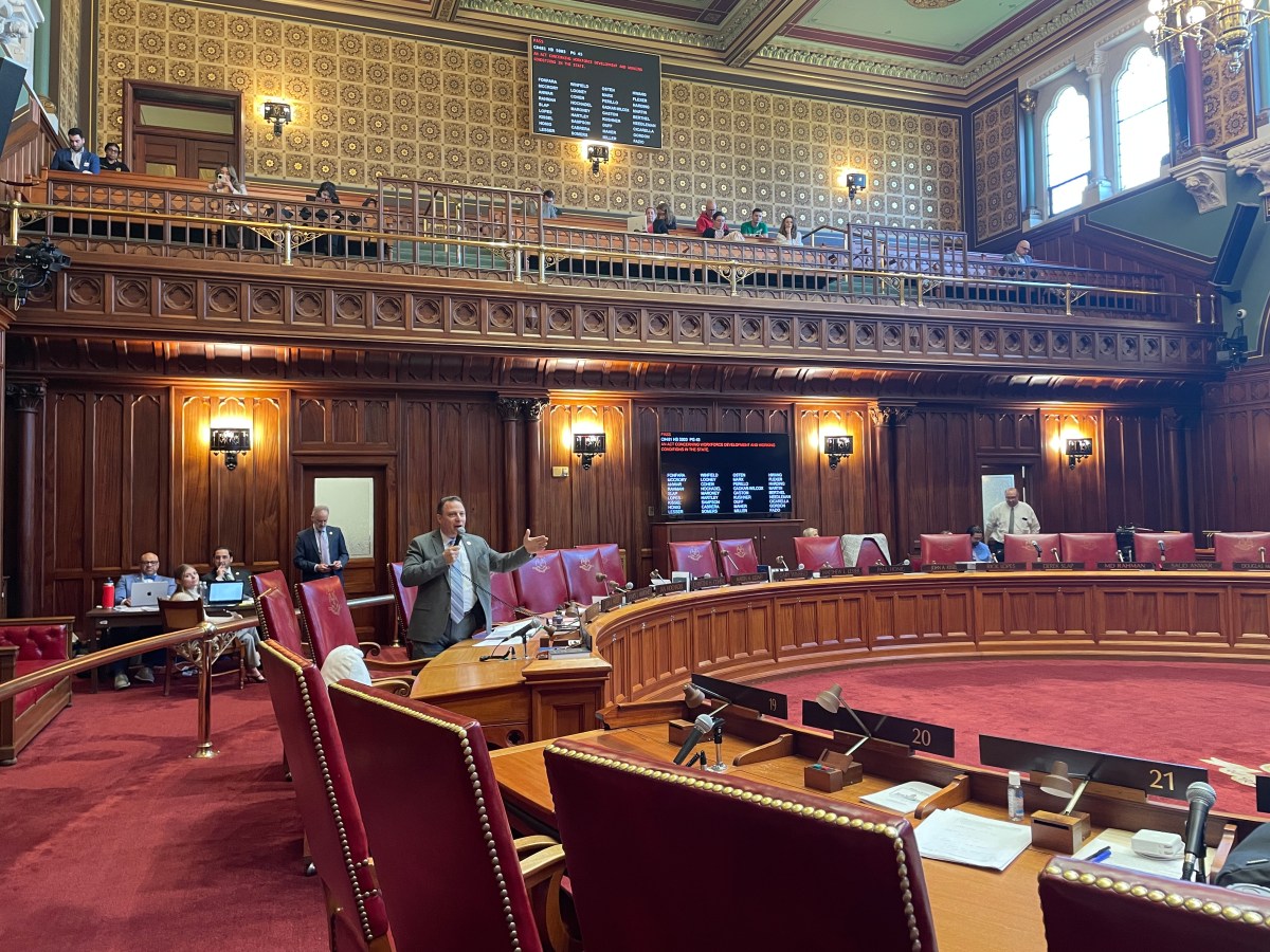 Sweeping labor legislation gains final passage, heads to CT governor’s desk