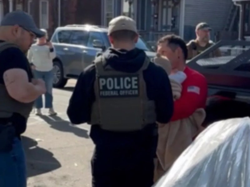 ICE leaves after activists record attempted arrest of man with baby