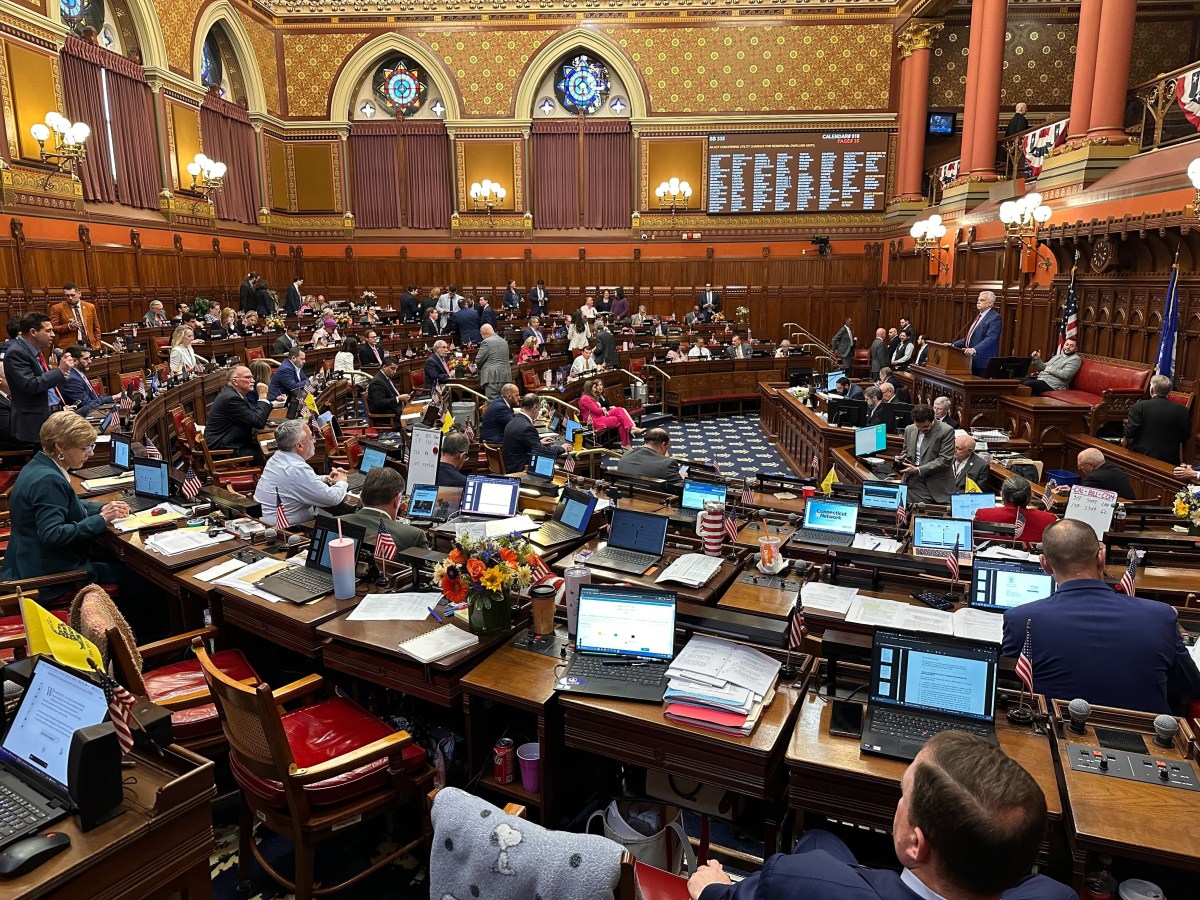 CT bills that didn’t pass in 2026: School cellphones, data centers, evictions