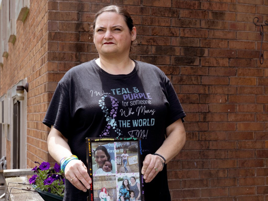 After settlement, CT mom pushes Congress to take up online safety
