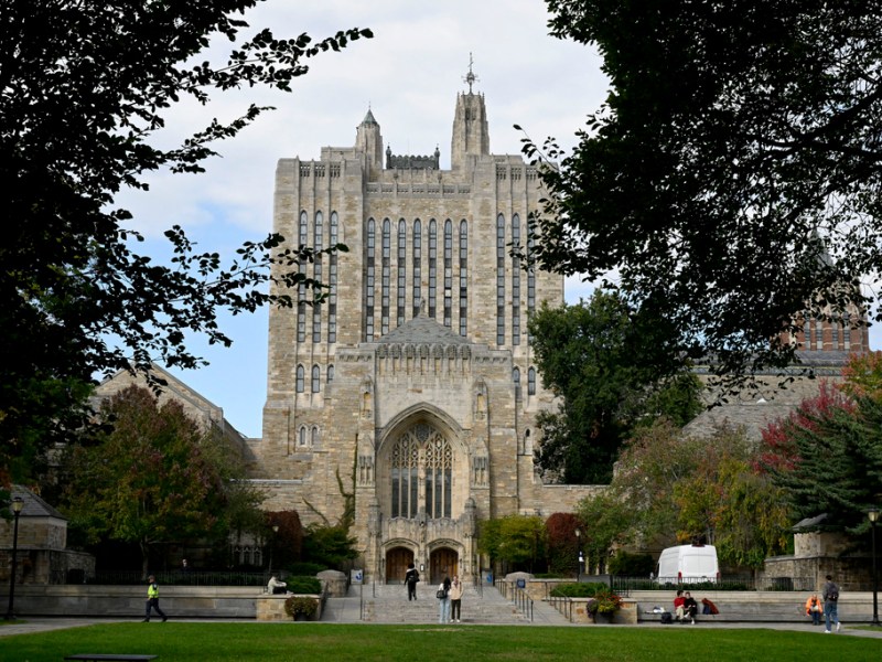 Yale students, faculty and alumni mobilize against potential DOJ settlement