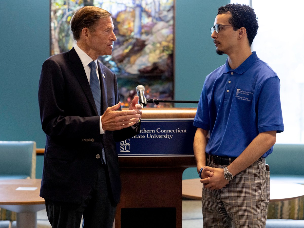 Blumenthal calls on Congress to restore loan access for part-time college students