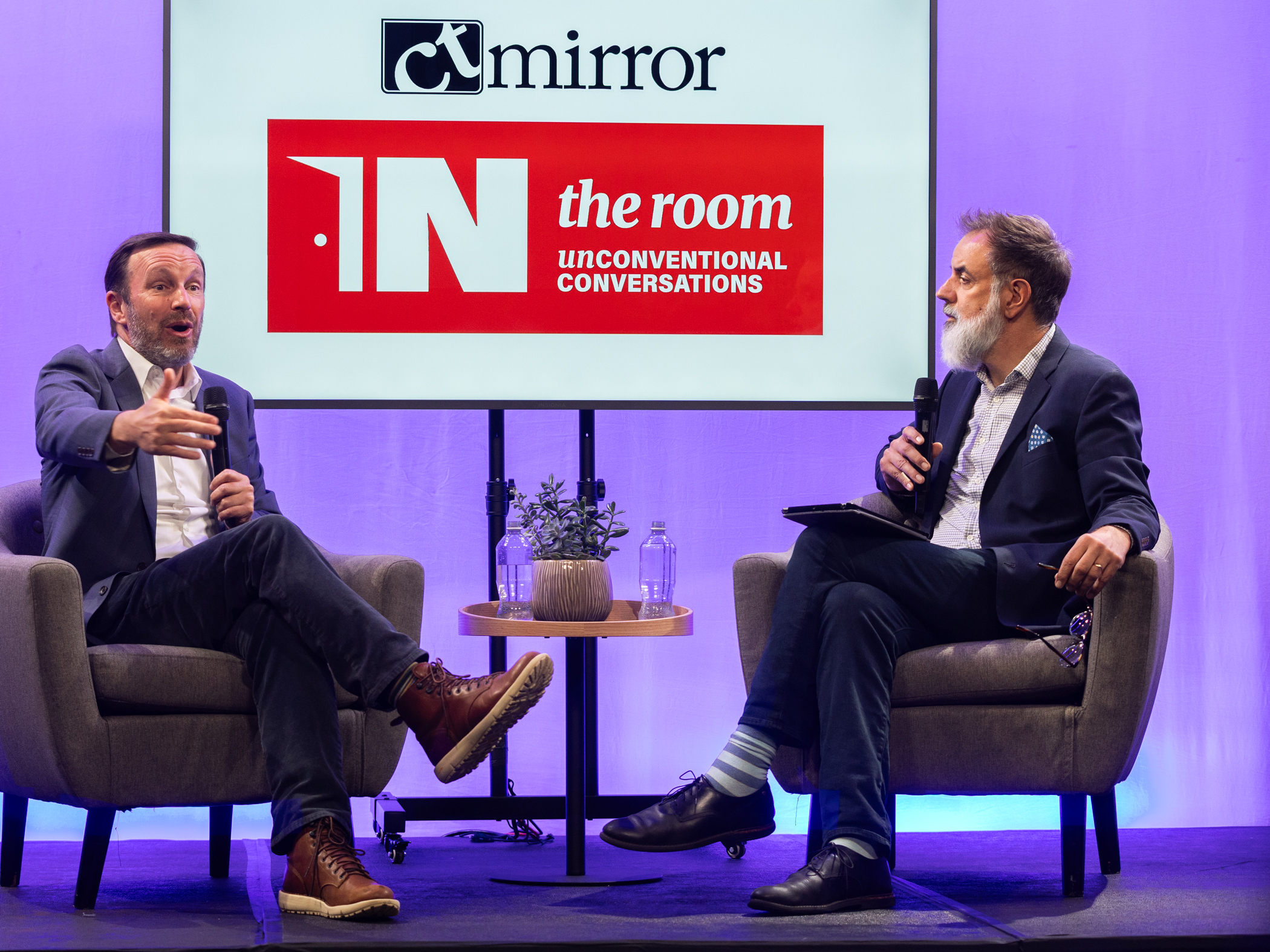 U.S. Sen. Chris Murphy focuses on ICE during 'In The Room' visit